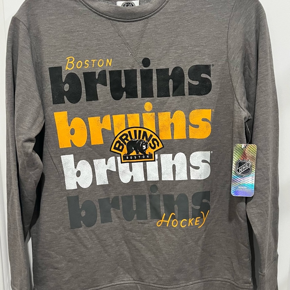NHL Gray Shirt with Holographic Tag